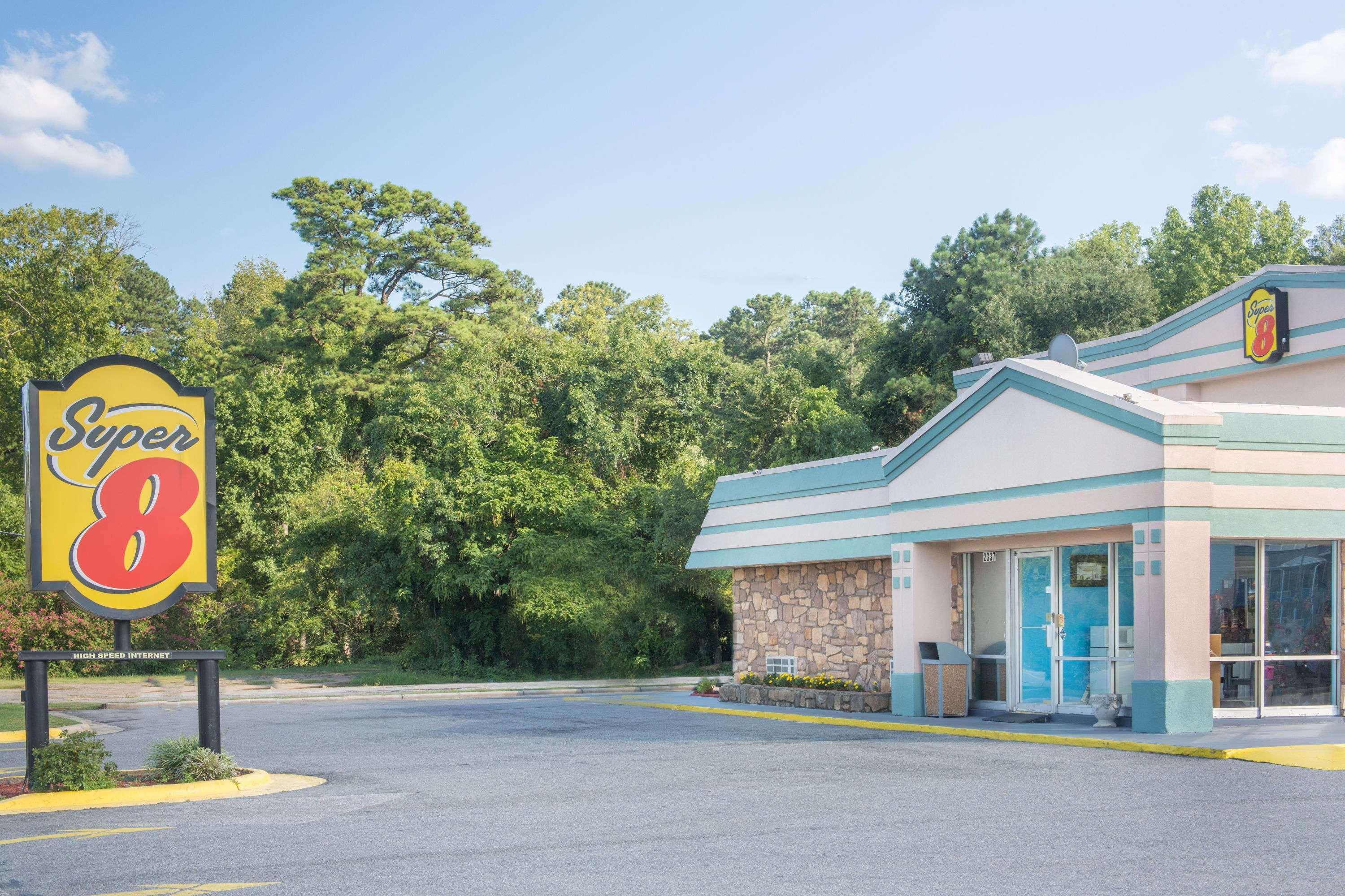 Super 8 By Wyndham Durham/University Area Nc Exterior foto